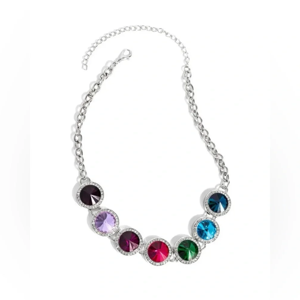 Elegant Multicolor Necklace - Picture 2 of 4